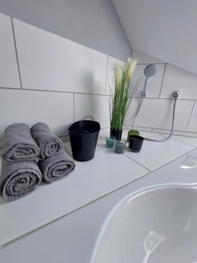 Ferienwohnung Uljana Schweich Dış mekan fotoğraf